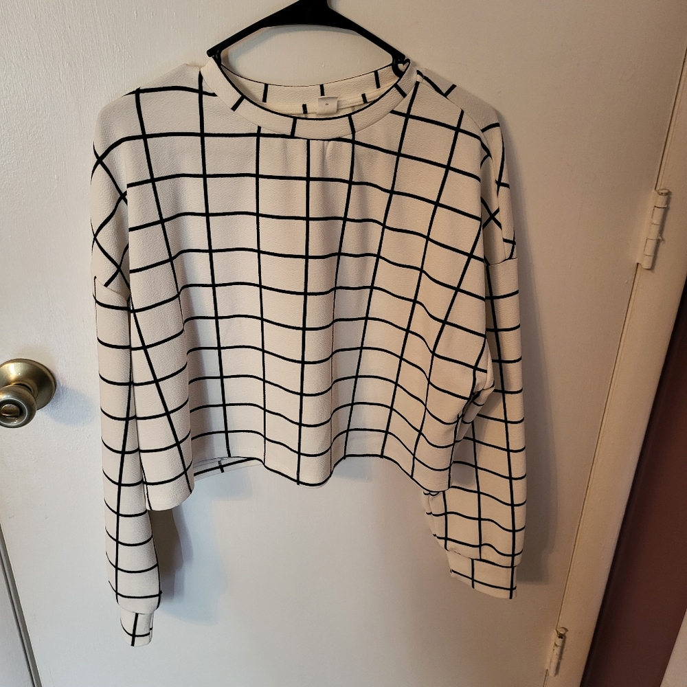 Womens long sleeve crop top